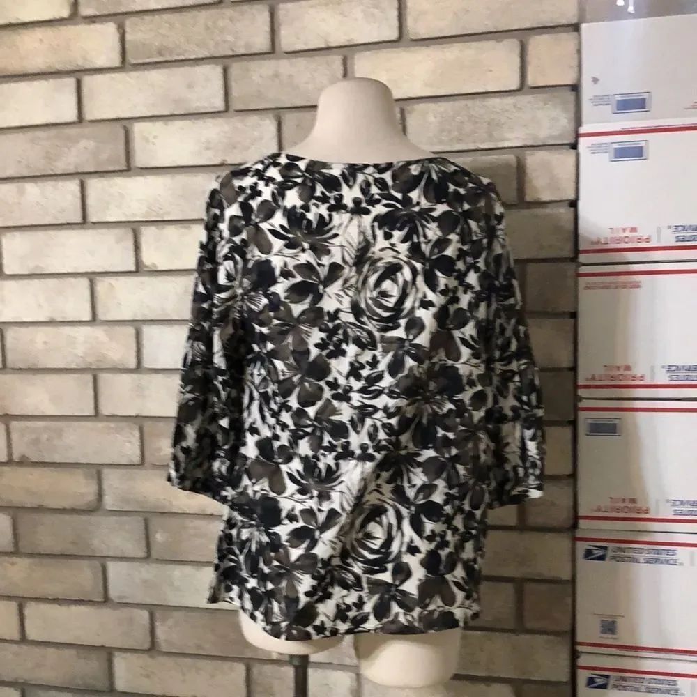 3for $20 blouse - Picture 2 of 3